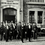 1920 Թ. Ապրիլի 23. Քրիստոնեաների Գերեզմանոցի Վրայ Ստեղծուած` Ցեղասպանների Խորհրդարանը