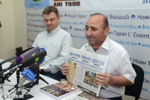 Editor-in-chief of Azdak daily Shahan Gantaharyan and Tatul Hakobyan is guests in Noyan Tapan press club