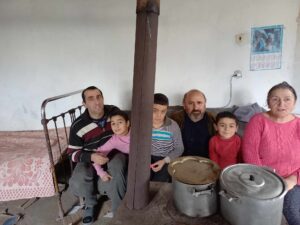 Բալայանների ընտանիքում, Չինարի