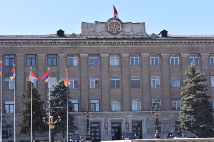 դրոշ