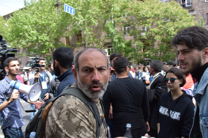 Nikol_Pashinyan_April_18_Tigran_Mets_Avenue