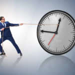 Երկիր, որի հերոսներն իրենը չեն